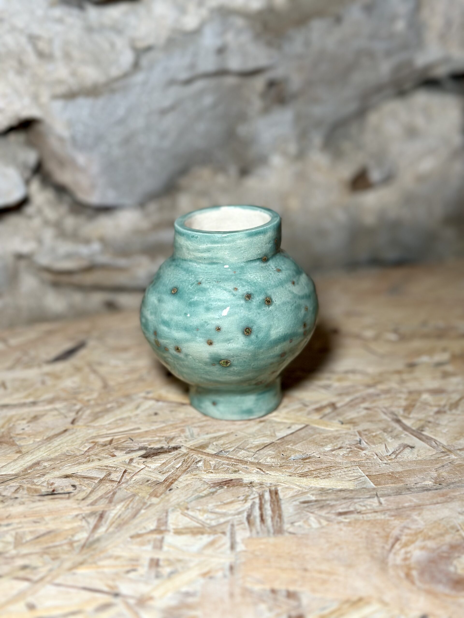 Soliflore vert jade et tacheté doré