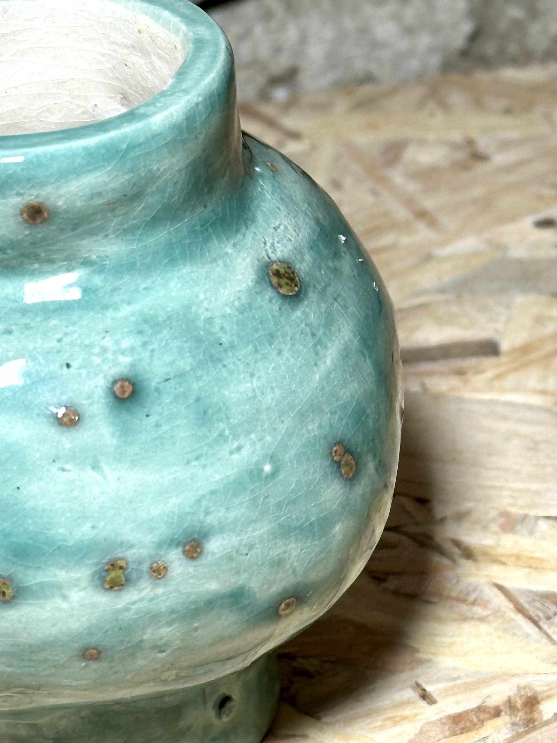 Soliflore vert jade et tacheté doré – Image 3