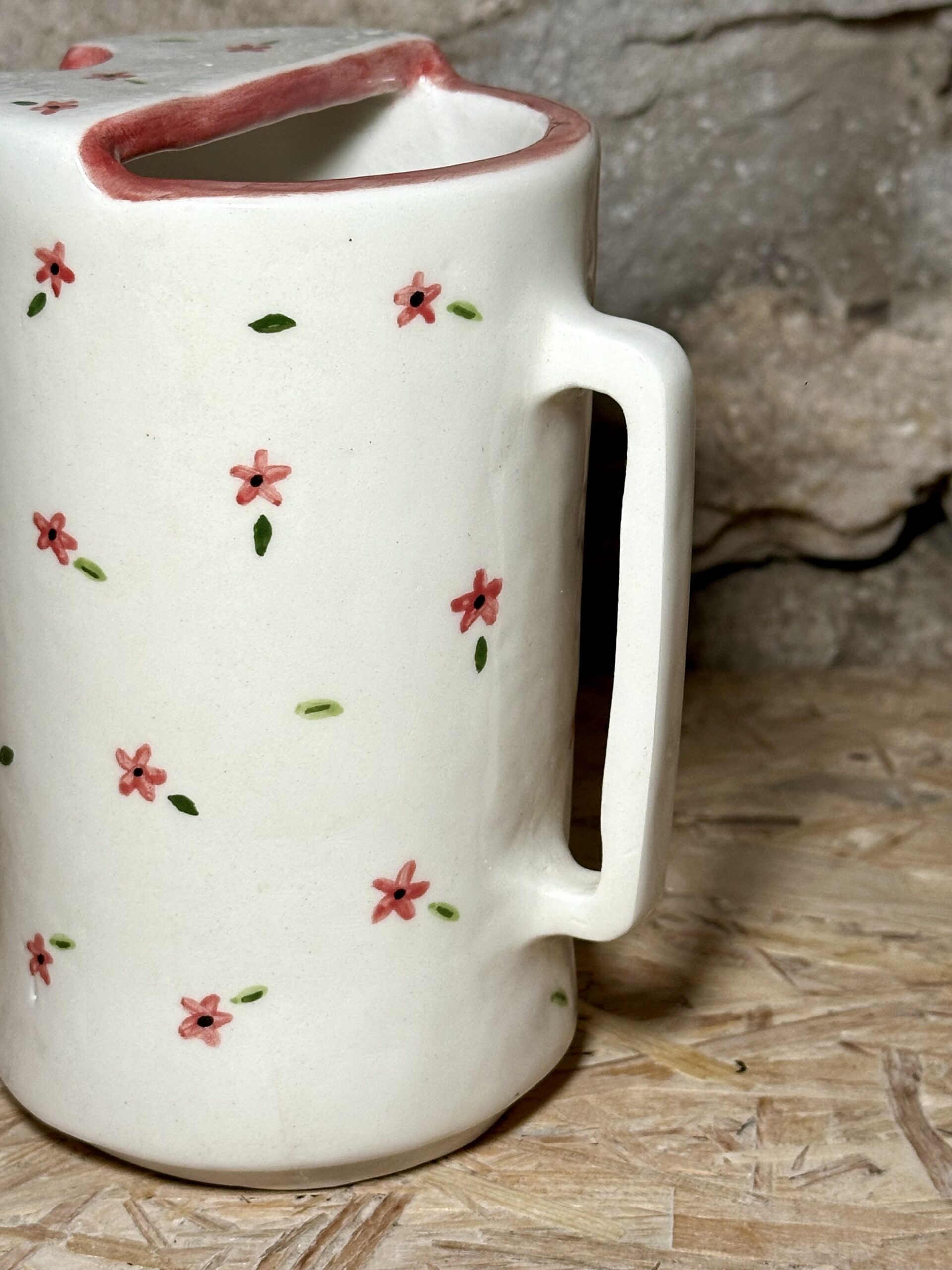 Tasse à emporter fleurs rouge – Image 3